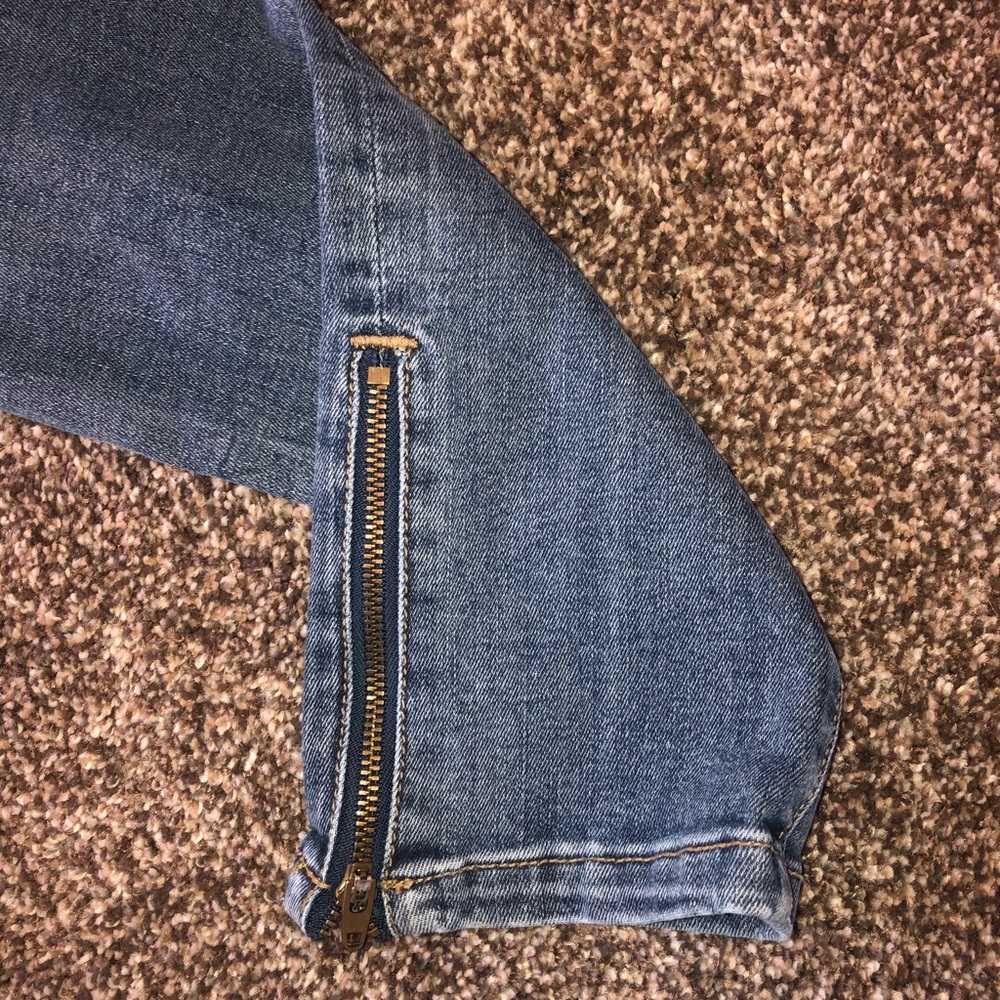 Banana Republic skinny jeans - Picture 3 of 4
